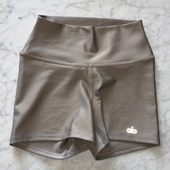 ALO 3" HIGH-WAIST AIRLIFT SHORT XXS - Picture 4 of 8